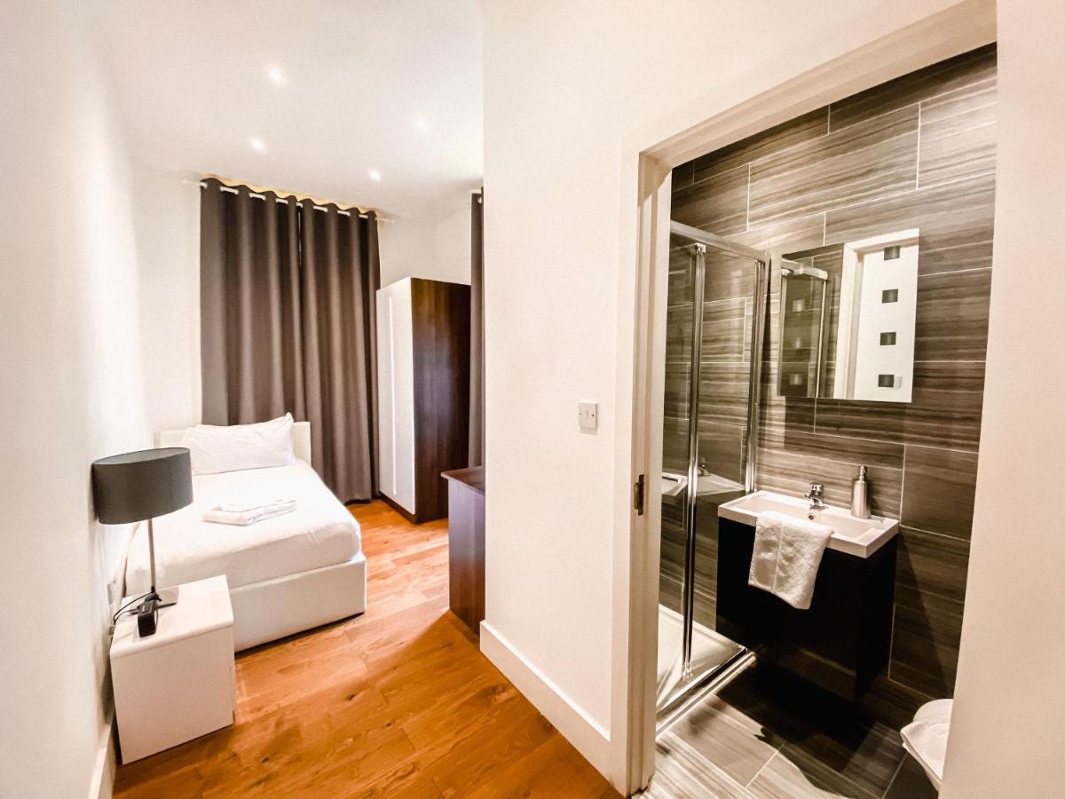 Titiwangsa One Accomodation At Paddington Лондон Экстерьер фото