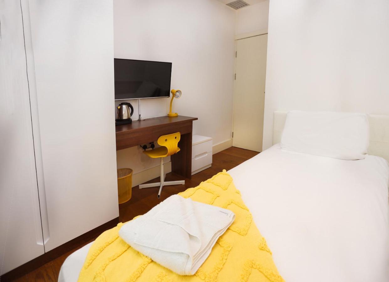 Titiwangsa One Accomodation At Paddington Лондон Экстерьер фото